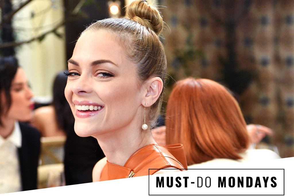 ESC: Jaime King ESC: Jaime King